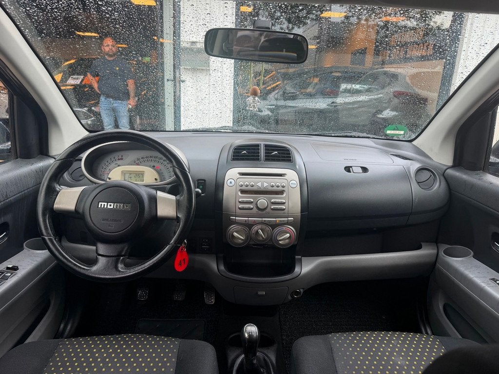 Daihatsu Sirion 2 1.3-16V Comfort|MOMO|Airco|Trekhaak|Lmv|El, Auto's, Daihatsu, Voorwielaandrijving, Stof, Gebruikt, 4 cilinders