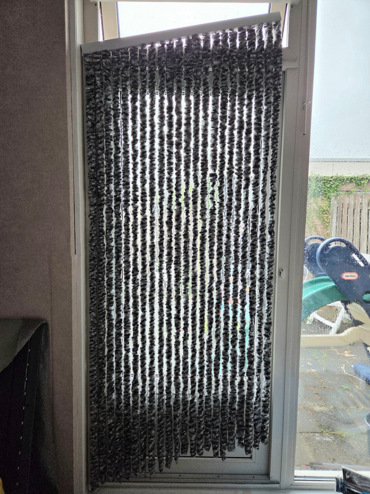 Vliegengordijn zwart/grijs - 200x90 cm, Huis en Inrichting, Stoffering | Gordijnen en Lamellen, Ophalen, Zo goed als nieuw, Grijs