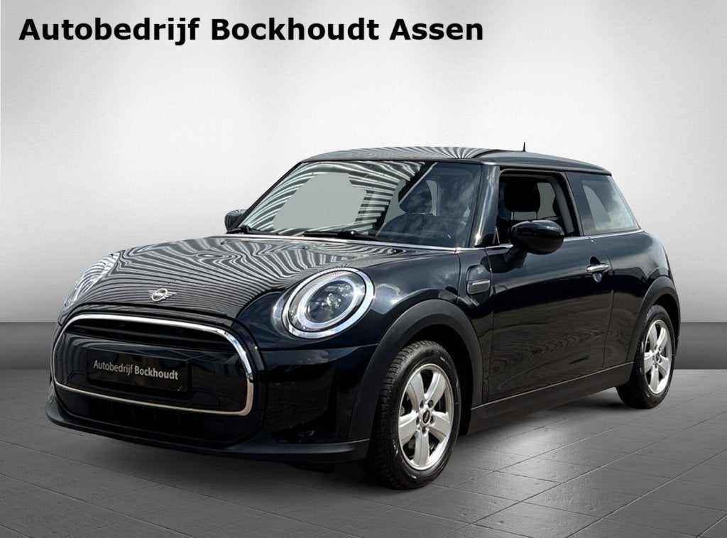 MINI Mini 1.5 136PK Cooper | Navigatie | Climate Control, Auto's, Gebruikt, 4 stoelen, Zwart, Bedrijf