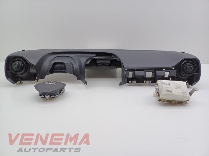 Airbag set + dashboard van een Toyota Aygo, Gebruikt, -, -, Ophalen of Verzenden