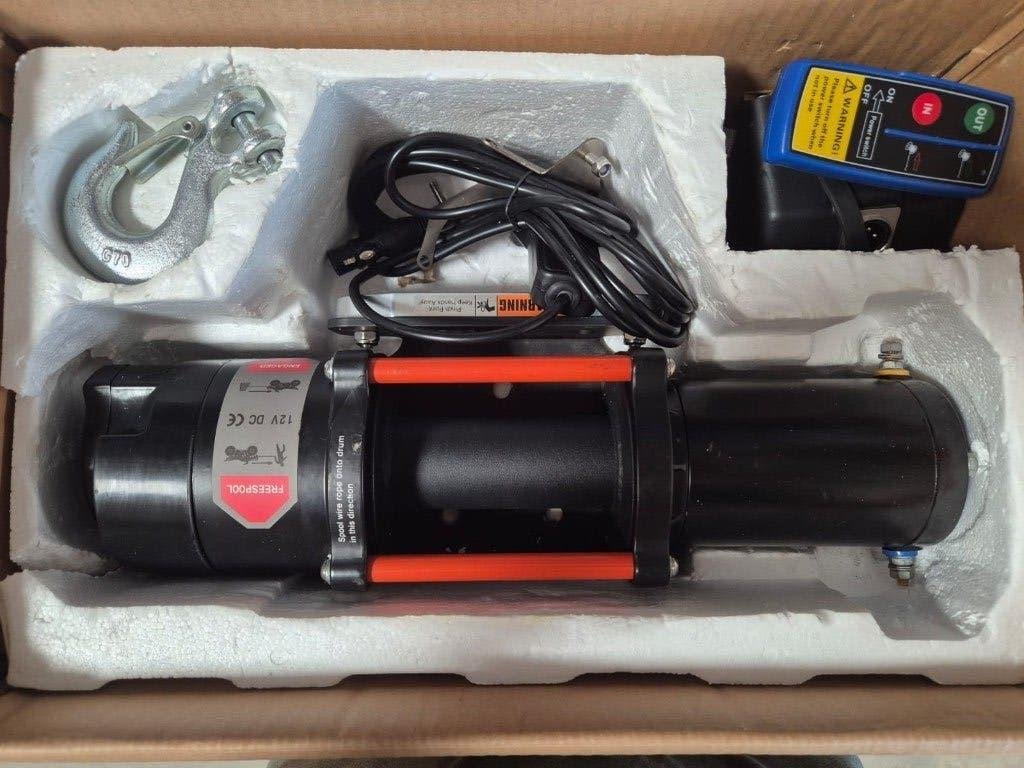 Winchtech 2700kg elektrische lier 12V met touw, Ophalen of Verzenden, Nieuw, Elektrisch