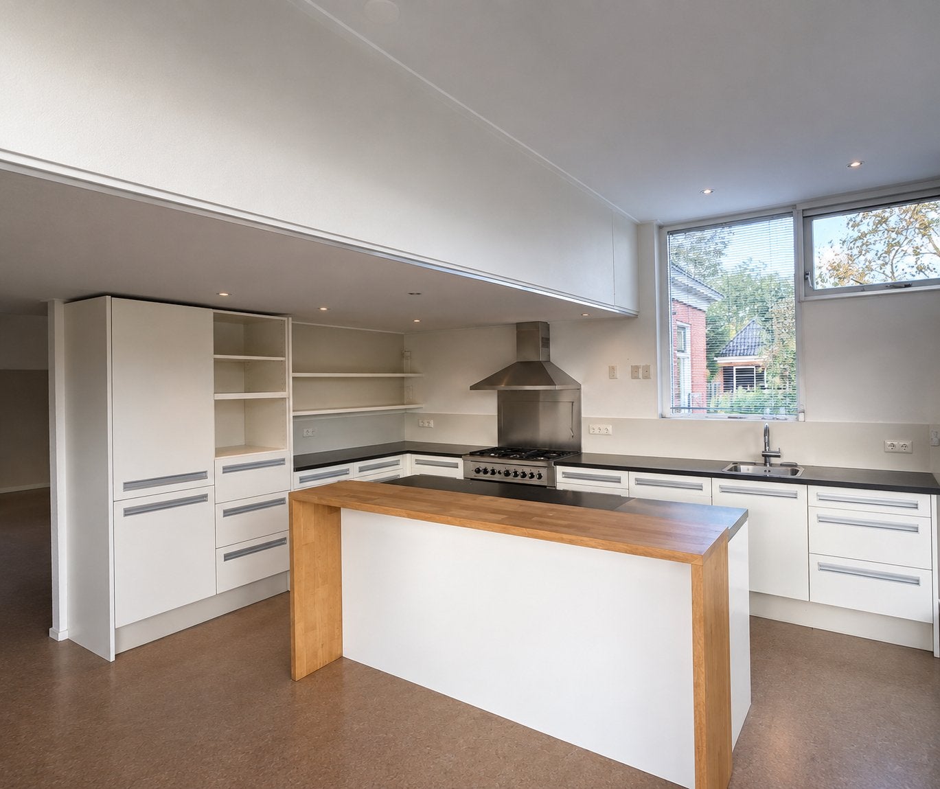 Tulp keuken met eiland, Ophalen, Gebruikt, U-keuken, Wit