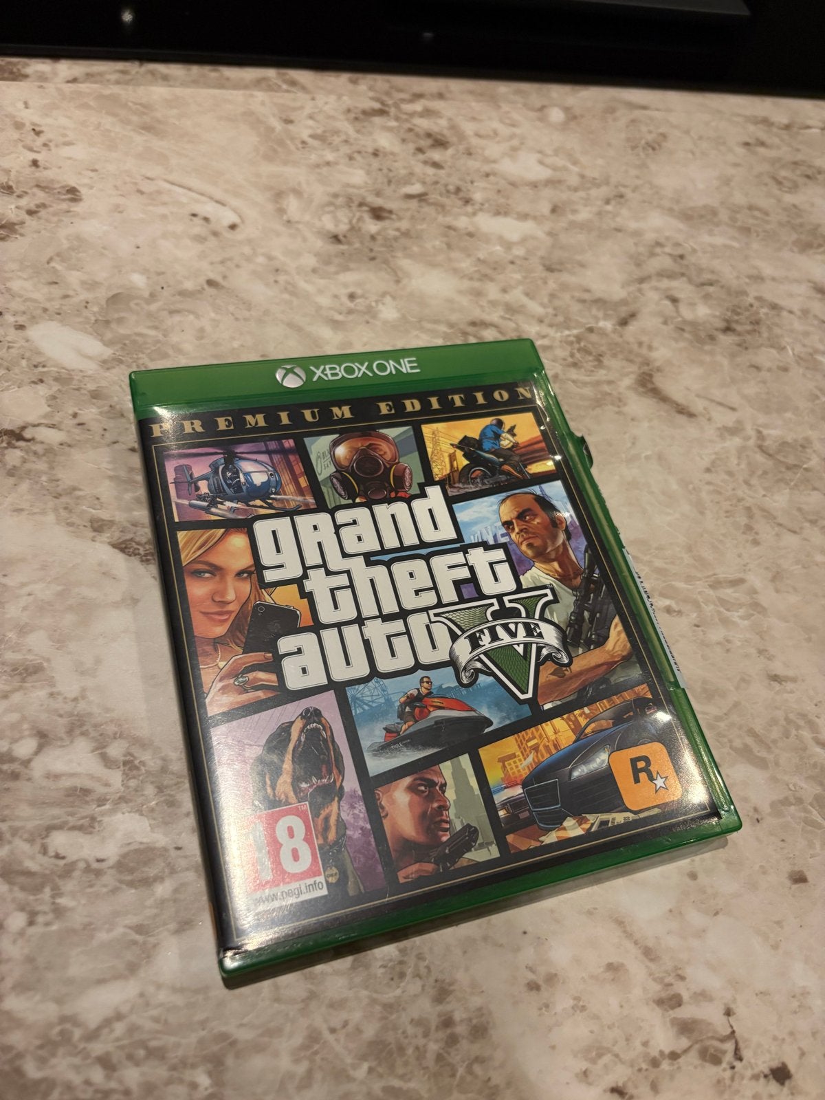 Grand Theft Auto V (GTA 5) Premium Edition - Xbox One, Spelcomputers en Games, Avontuur en Actie, Online, Vanaf 18 jaar, 1 speler