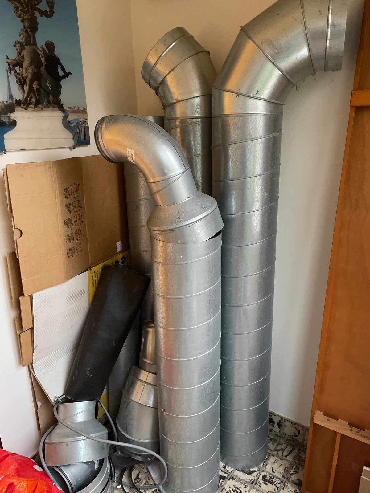 Ventilatie systeem: buizen en motor, Doe-het-zelf en Verbouw, Ventilatie en Afzuiging, Gebruikt, Ventilator en Afzuiger, Ophalen