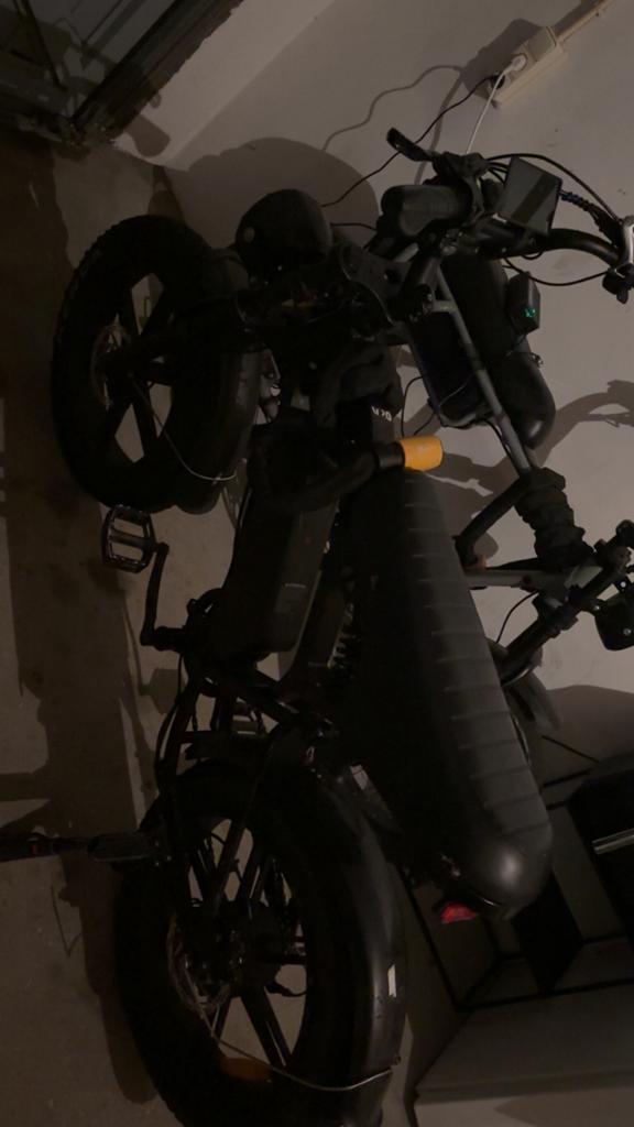 Fatbike v20 pro, 59 cm of meer, Ophalen, Zo goed als nieuw, Overige merken