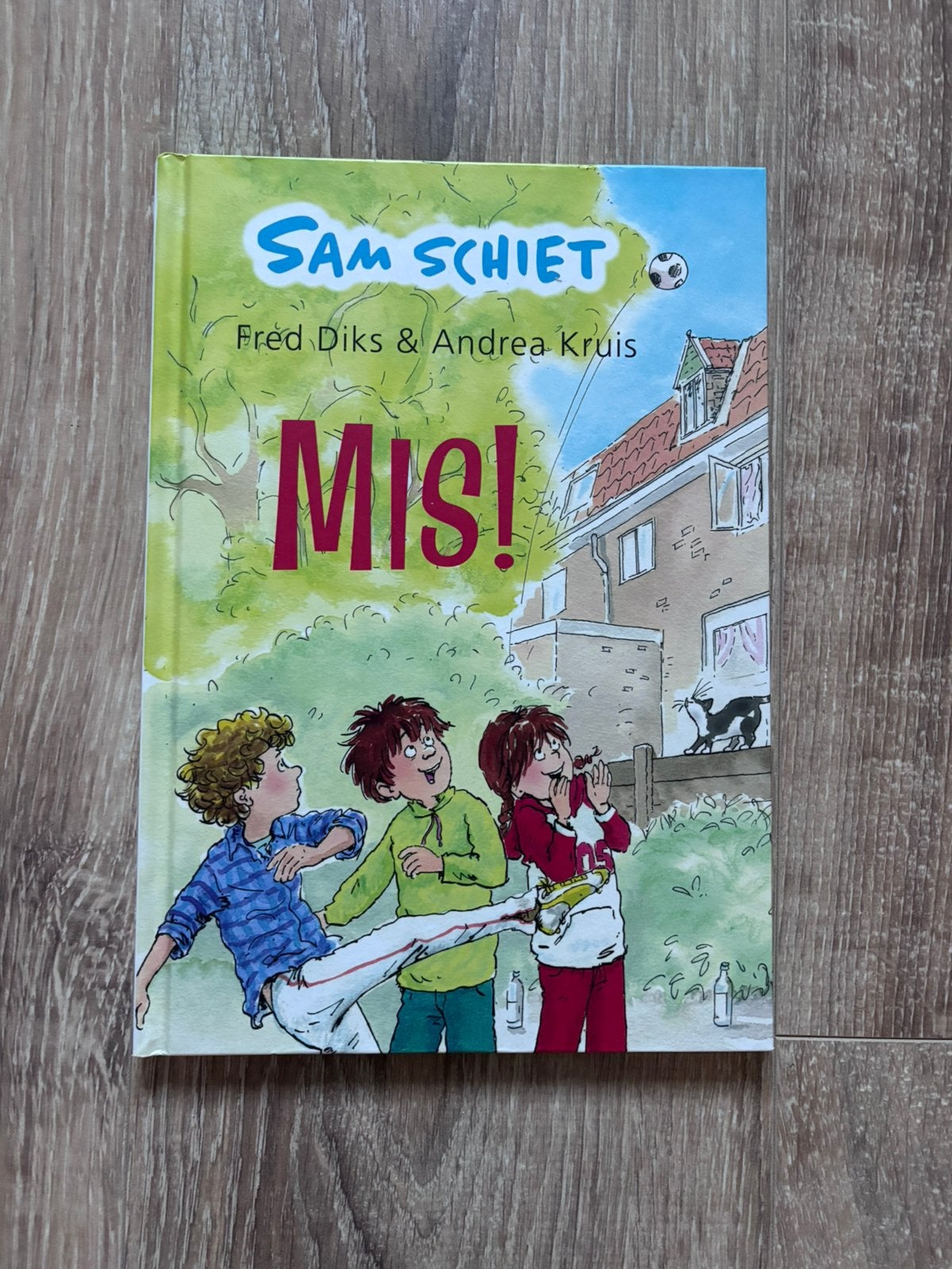 Boek ‘Sam schiet mis!’ Avi E3, Ophalen of Verzenden, Gelezen, Fictie algemeen