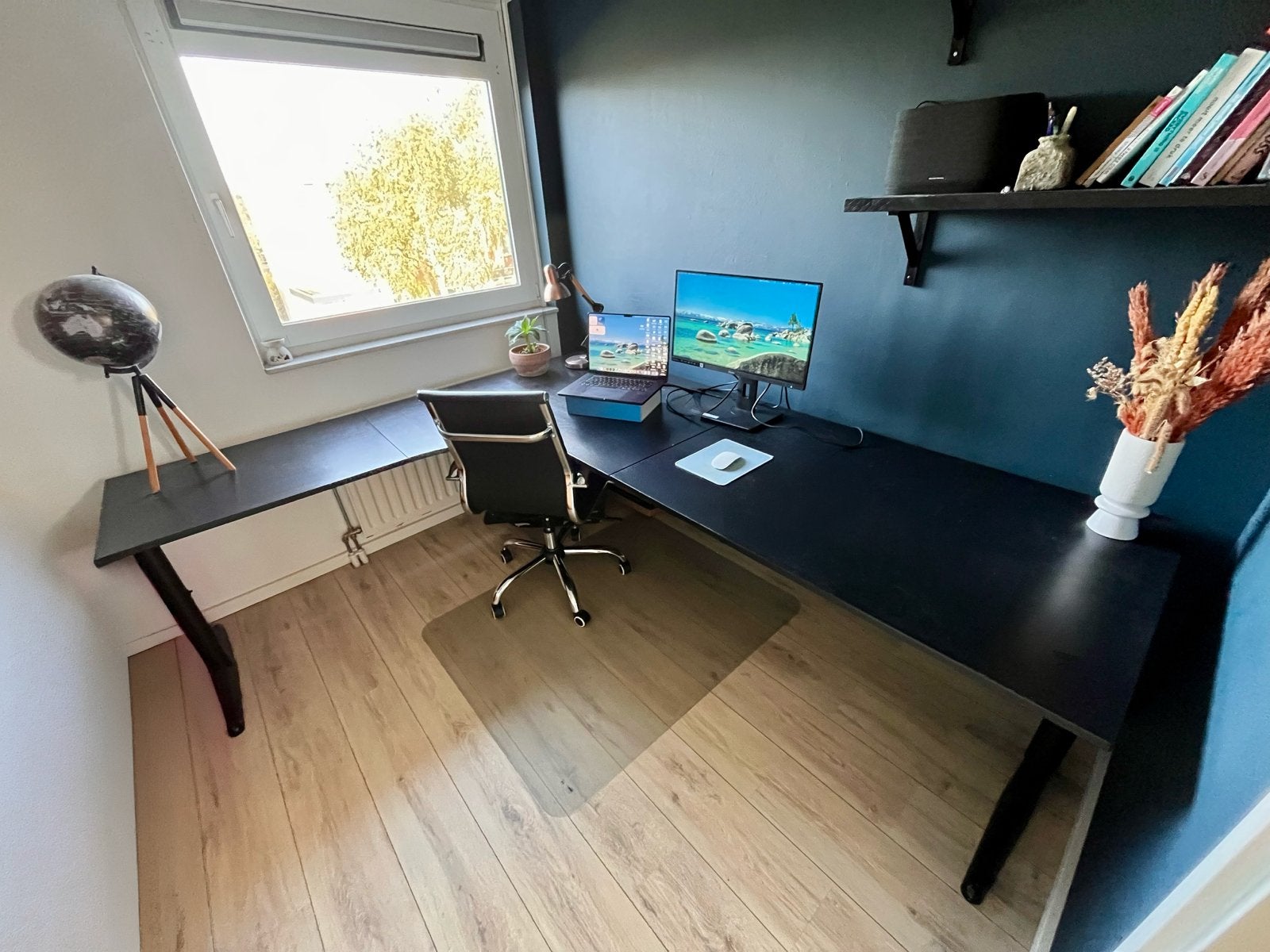 Gratis afhalen: ruim hoek bureau, Huis en Inrichting, Gebruikt, Hout, Hoekbureau, Ophalen of Verzenden
