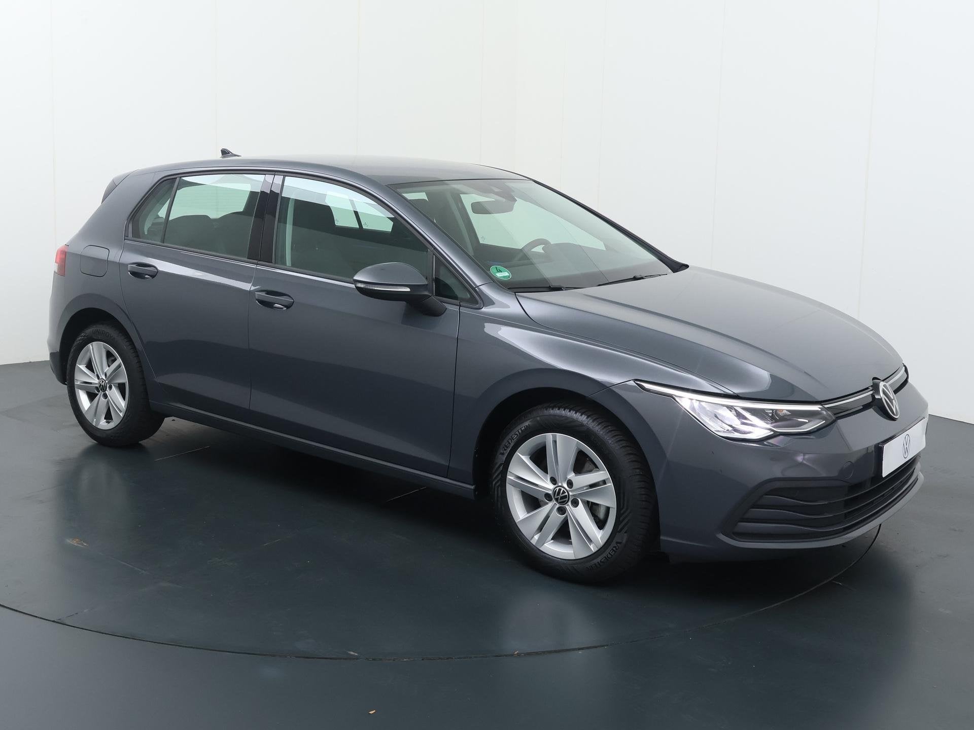 Volkswagen Golf 1.0 eTSI Life | 110 PK | Automaat | Achterui, Auto's, Volkswagen, 12 maanden, Stof, Gebruikt, 1204 kg