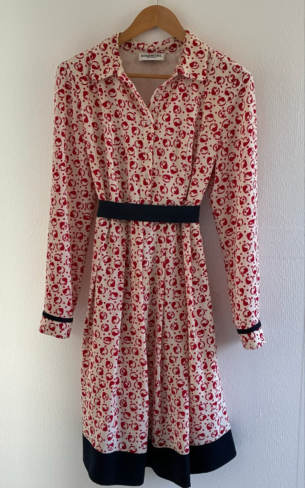 Essentiel Antwerpen jurk met print en ceintuur, Kleding | Dames, Jurken, Maat 38/40 (M), Verzenden, Zo goed als nieuw, Knielengte