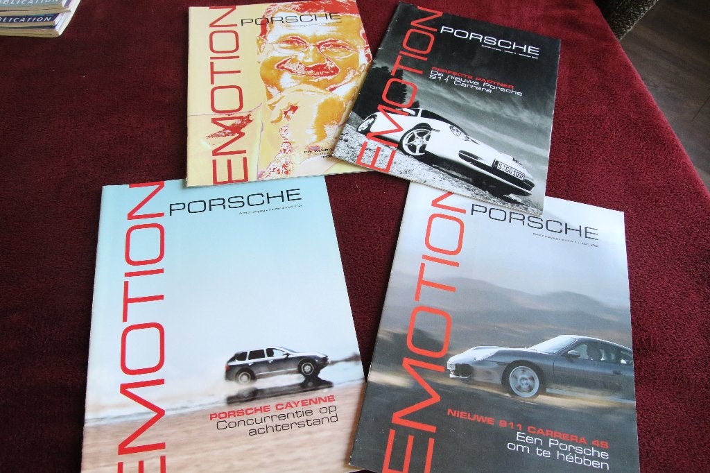 Emotion Porsche 2001 en 2002, Ophalen of Verzenden, Gelezen, Porsche