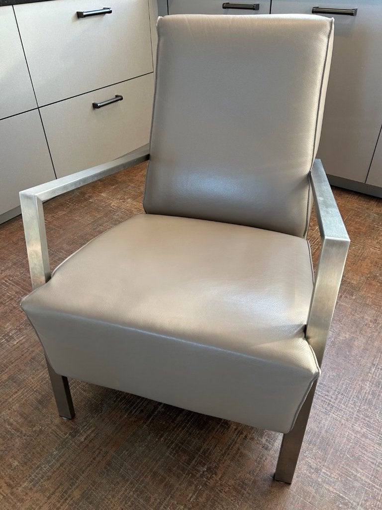 Design stoel, Huis en Inrichting, Fauteuils, Ophalen, 75 tot 100 cm, Zo goed als nieuw, Modern