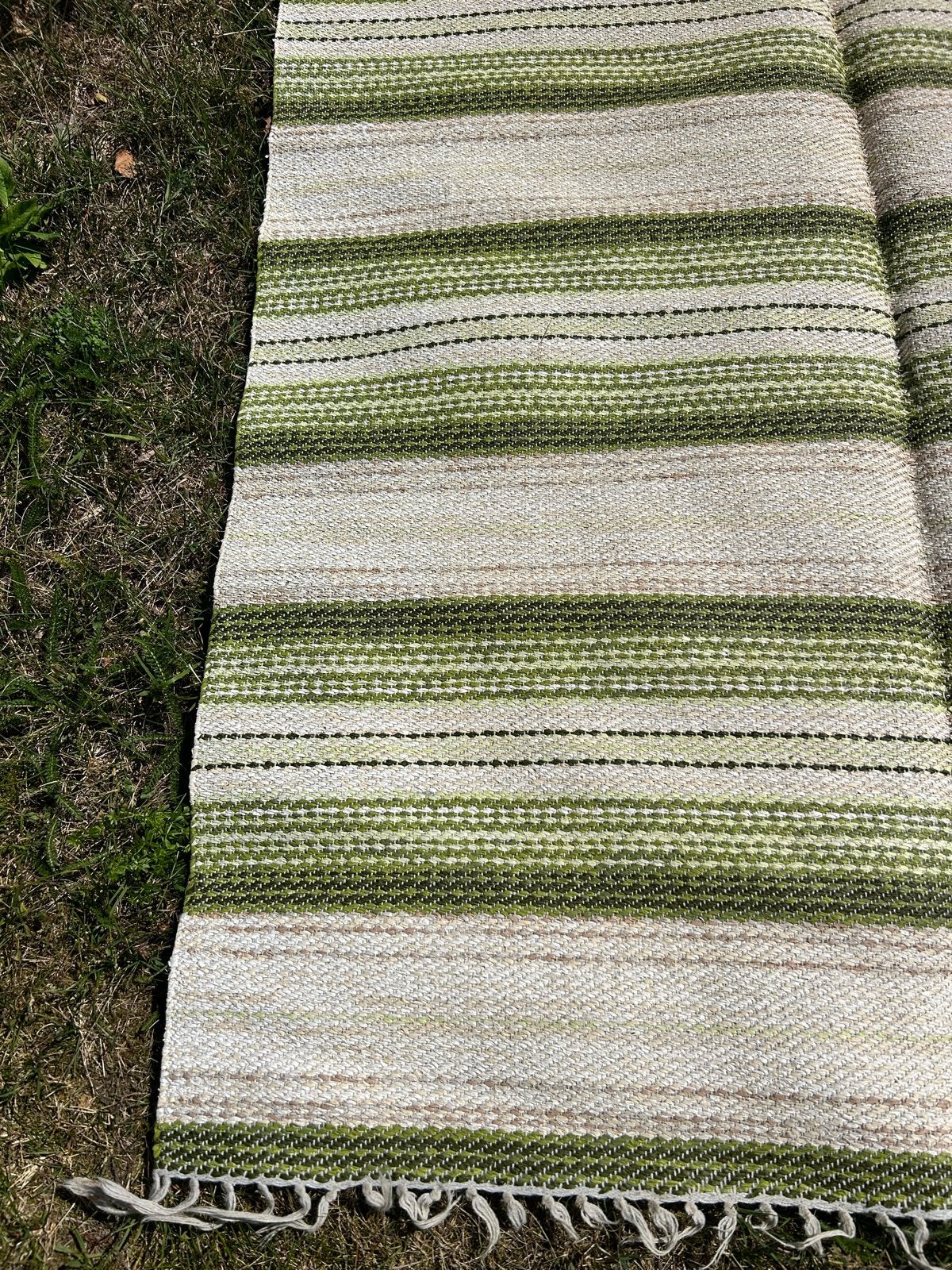 Zweeds plastmatta vloerkleed 120x140 cm - heldere kleuren, Huis en Inrichting, Stoffering | Tapijten en Kleden, Vintage, Scandinvisch
