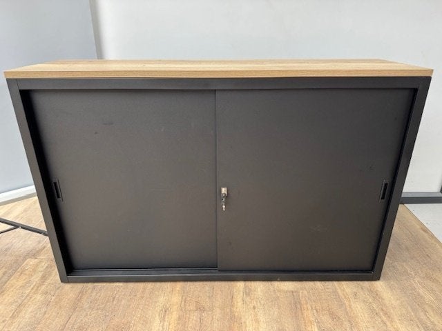 Schuifdeurkast zwart B-keus, Ophalen, Nieuw