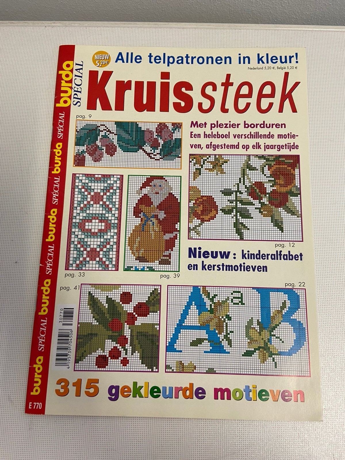 Burda Kruissteek patronenboek 315 motieven in kleur KERST, Ophalen of Verzenden, Zo goed als nieuw, Borduren en Naaien