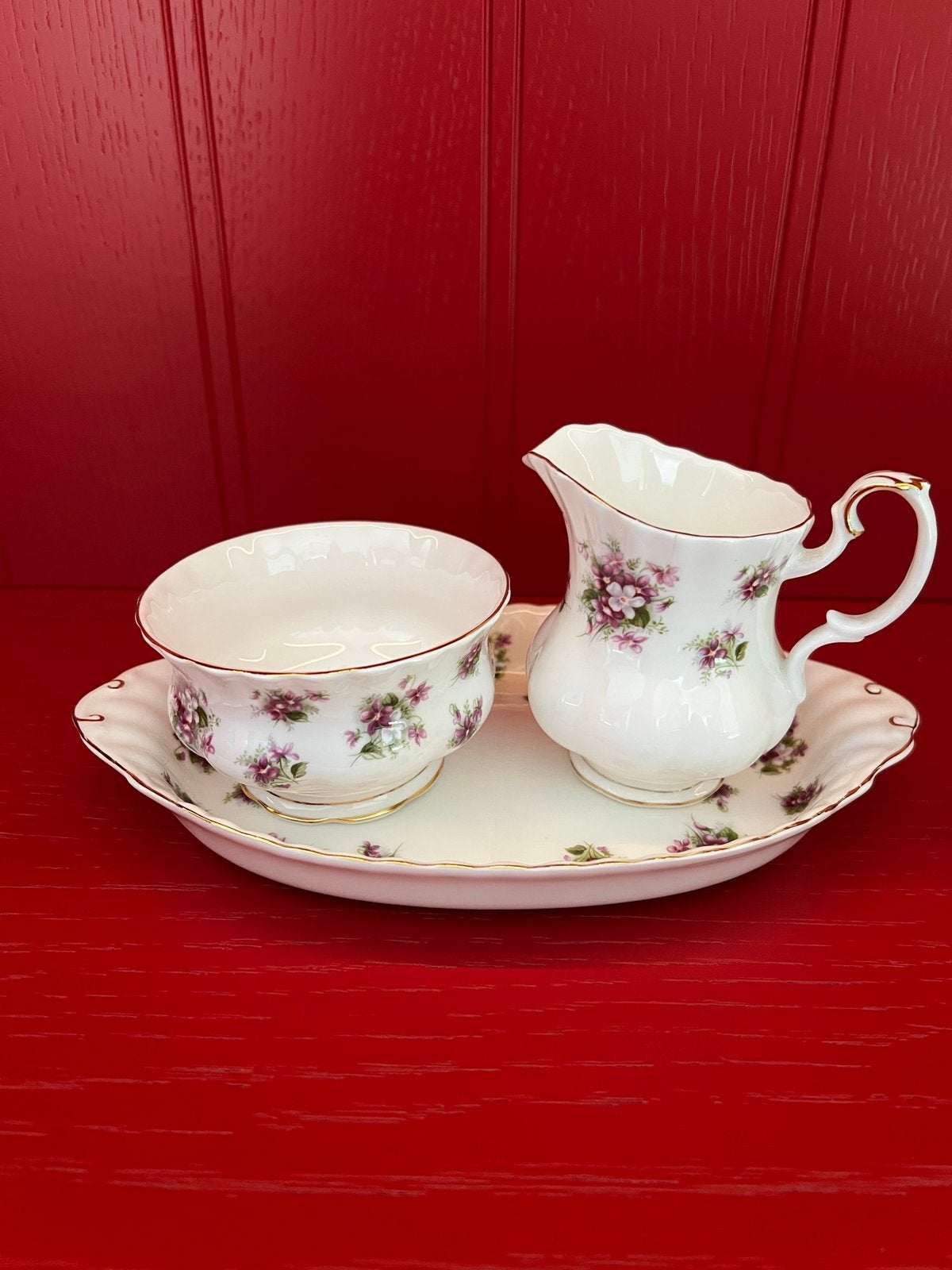 Royal Albert roomstel “Sweet violets”, Ophalen