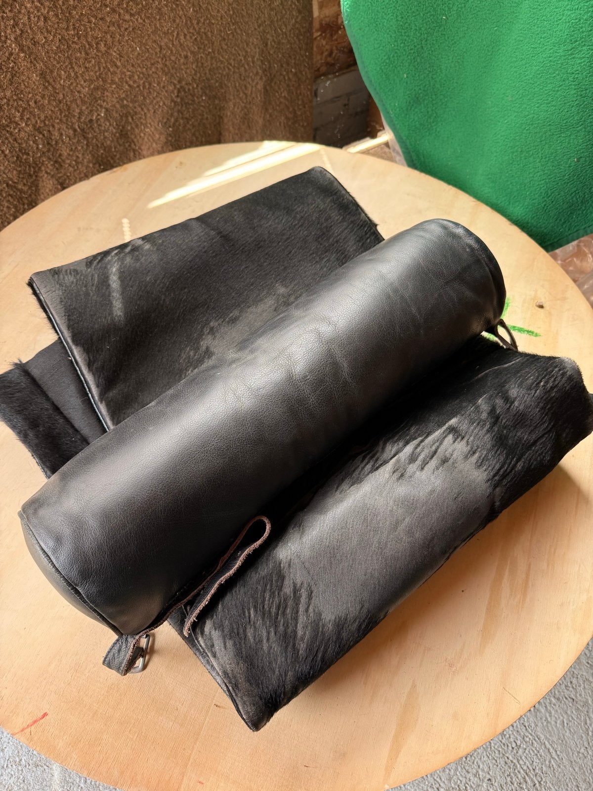 Originele vintage Ponyskin Cassina LC4 dekmatras en nekrol, Ophalen of Verzenden, Gebruikt