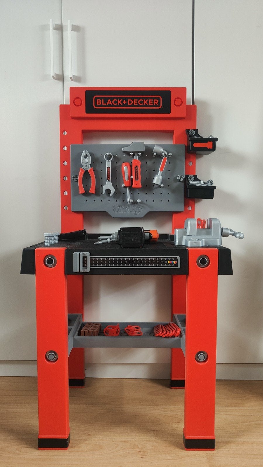 Smoby Black+Decker Werkbank met gereedschap en accessoires, Ophalen, Zo goed als nieuw, Bouwen
