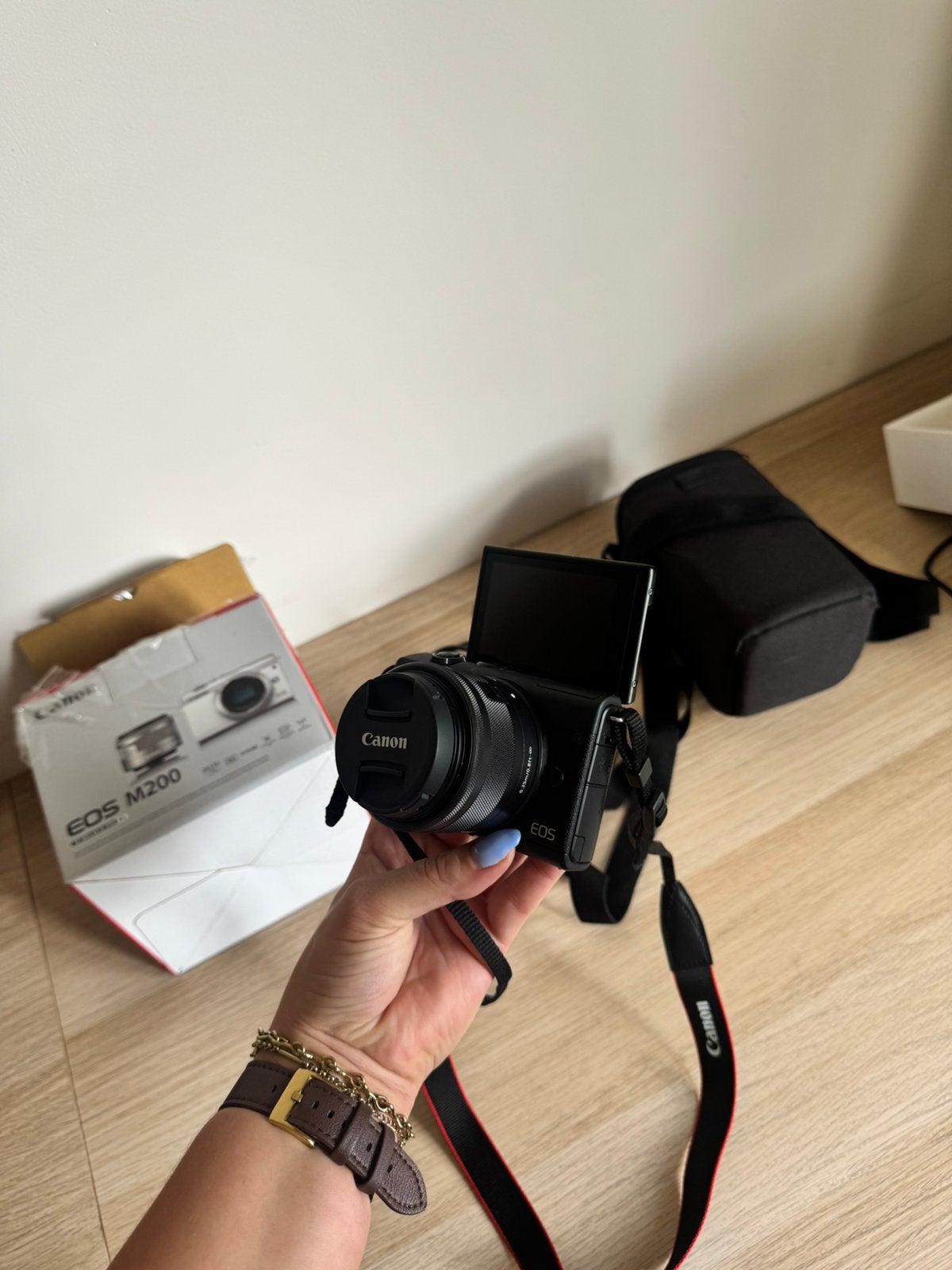 Canon EOS M200 (vlog) camera, Ophalen, Zo goed als nieuw, Spiegelreflex, Canon