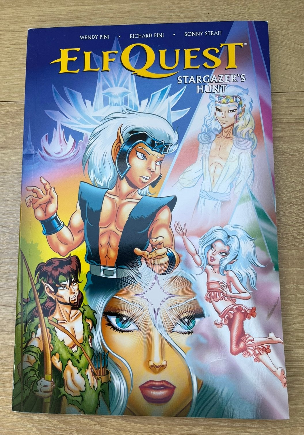 ElfQuest: Stargazer's Hunt volume 1, Boeken, Strips | Comics, Meerdere comics, Ophalen of Verzenden, Gelezen, Amerika