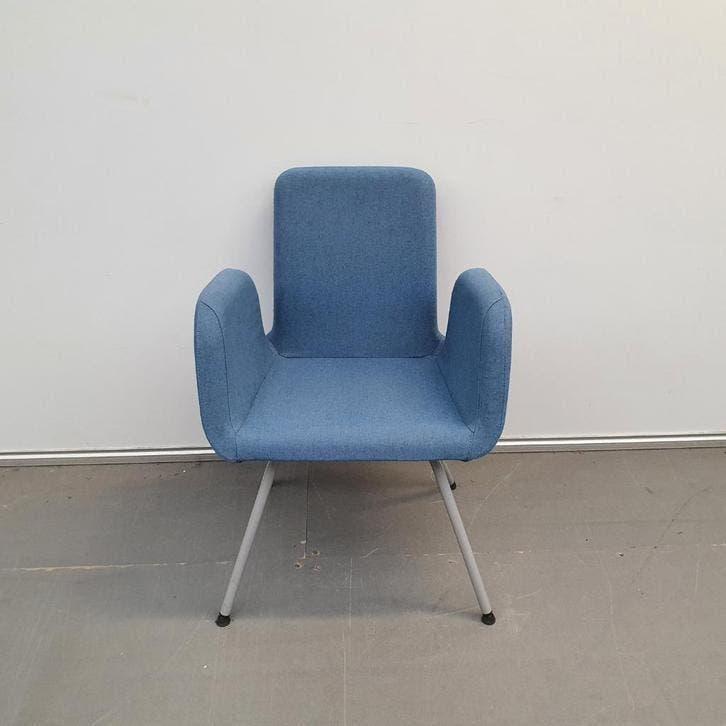 2x  Ikea Patrik fauteuil stoel eetkamer met blauwe stof, Gebruikt, Twee, Blauw, Ophalen of Verzenden