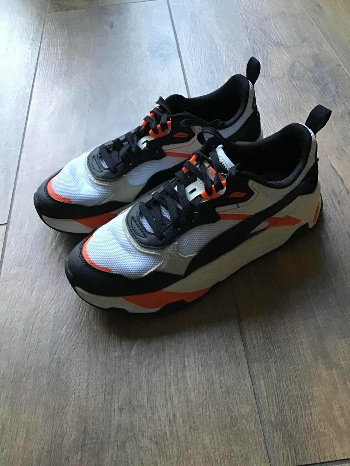 Puma RS-X sneakers wit/zwart/oranje, maat 42, Kleding | Heren, Schoenen, Ophalen of Verzenden, Gedragen, Wit, Sneakers of Gympen