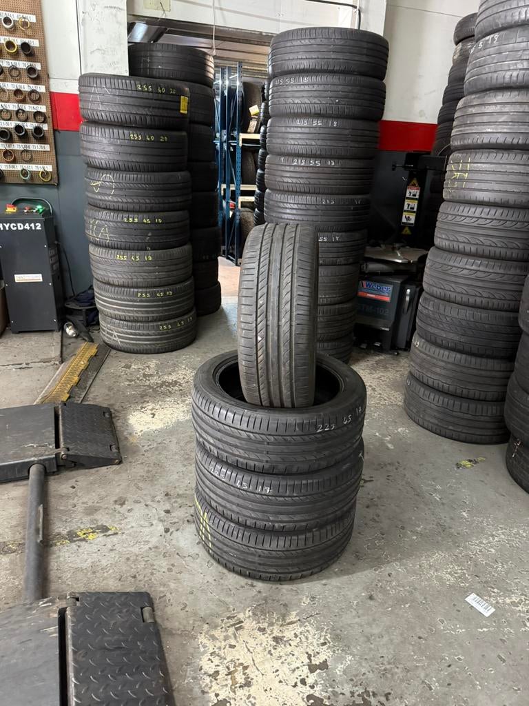 225-45-17 225/45R17 2254517 CONTİNENTAL 6mm (incl monteren), Auto-onderdelen, Banden en Velgen, Ophalen, Gebruikt, 17 inch, Band(en)