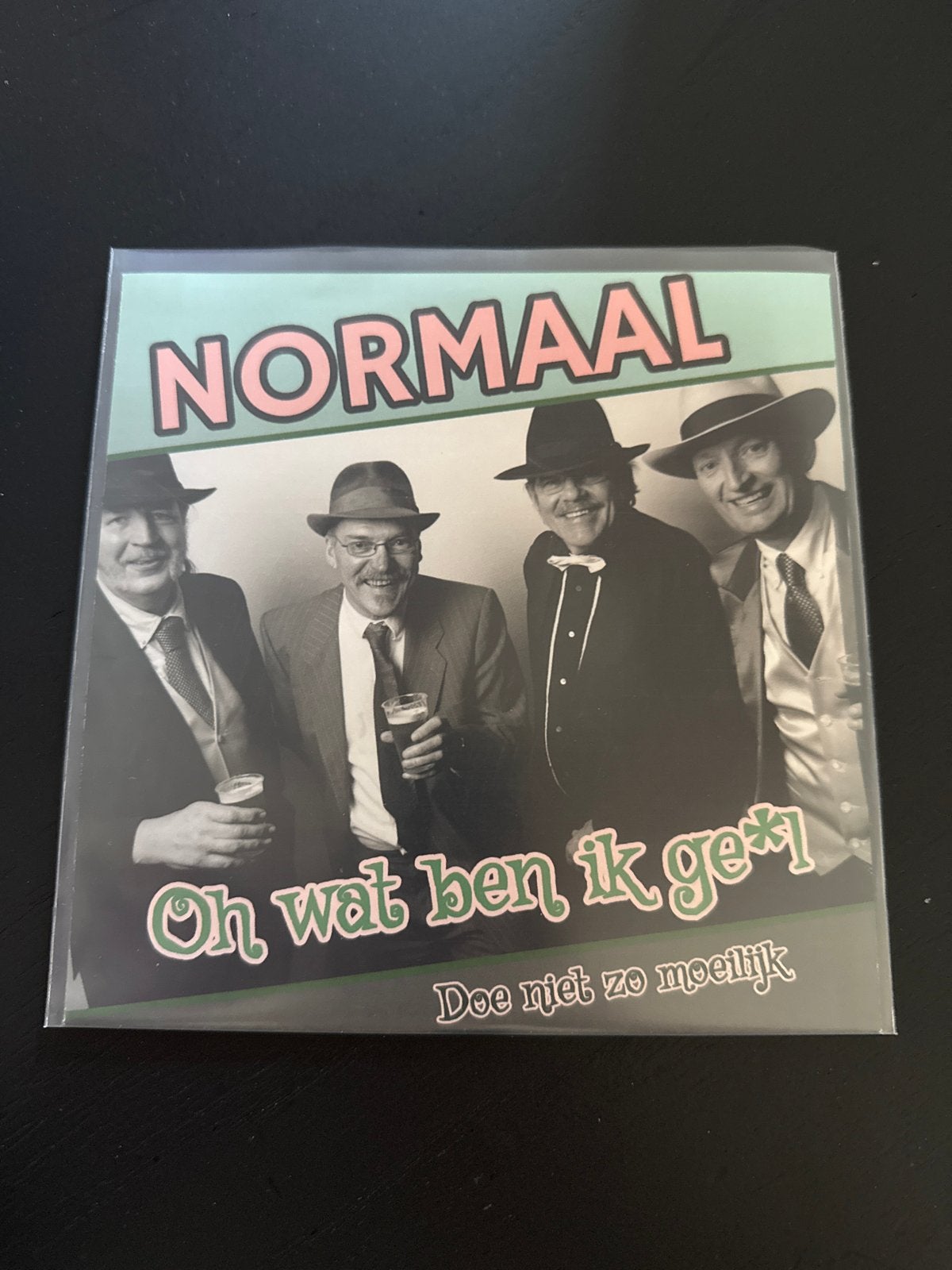 Normaal - Oh wat ben ik ge*l / Doe niet zo moeilijk, Cd's en Dvd's, Gebruikt, 7 inch, Ophalen of Verzenden, EP