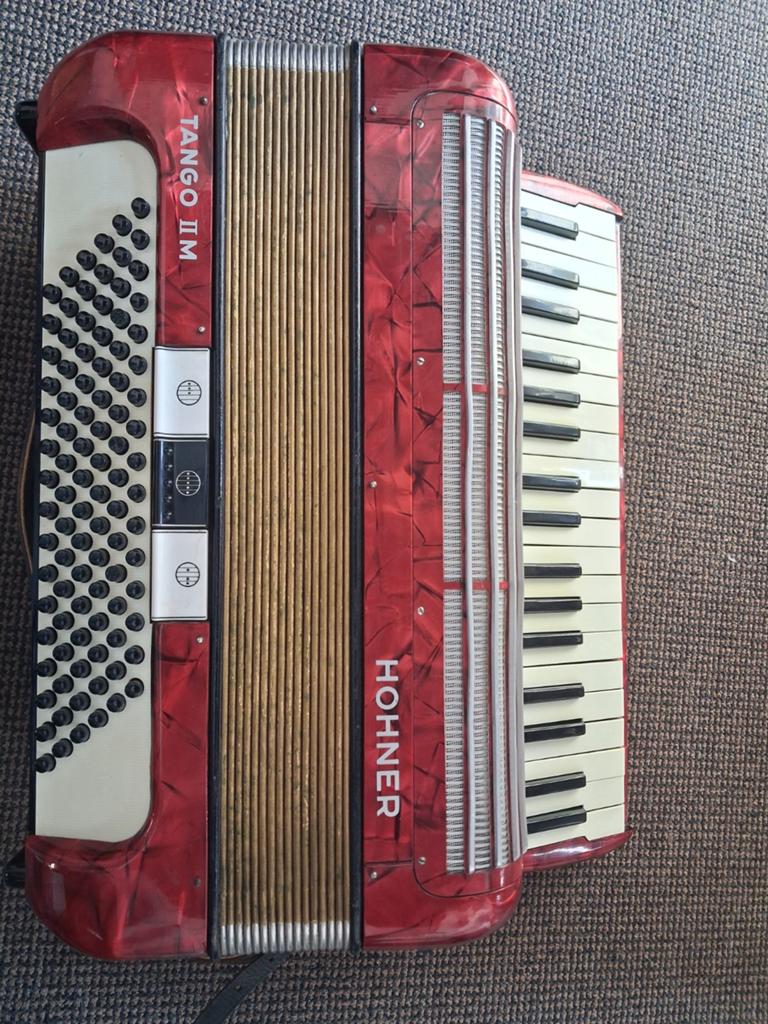 Hohner 2M Tango Accordeon, Ophalen, Gebruikt, 120-bas, Hohner