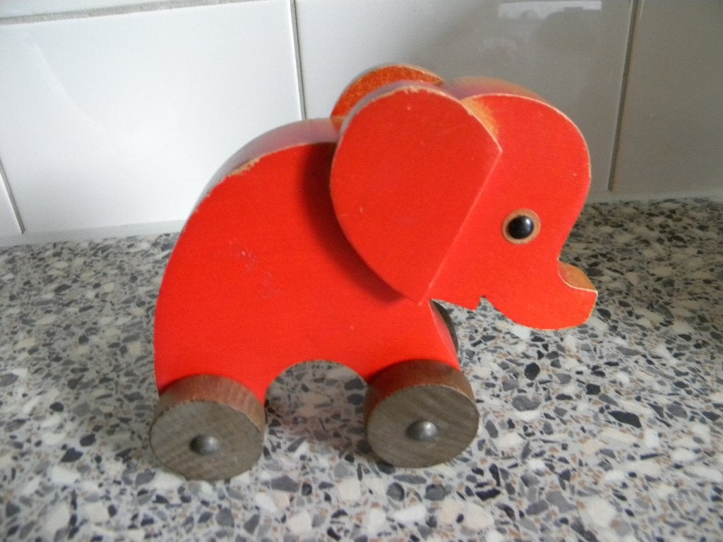 LEUK ALS DECORATIE BIJ POPPEN, OLIFANTJE, PAARDJE KNUFFELS, Ophalen of Verzenden, Gebruikt, Accessoires