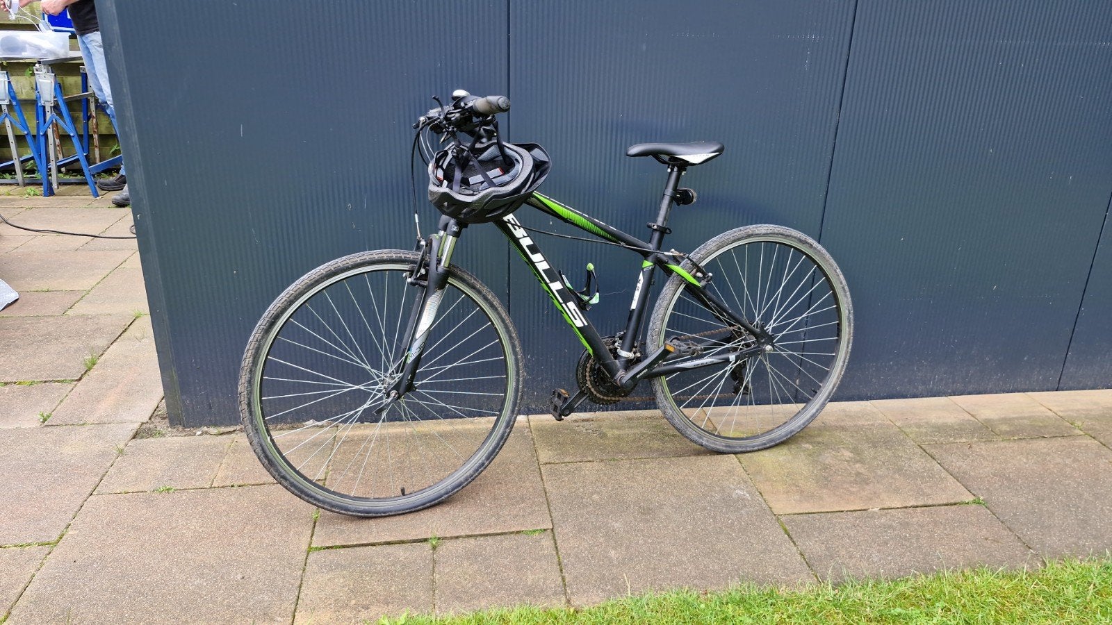 Bulls Crossfiets Zwart/Groen - Goede Staat, 28 inch, Gebruikt, Vering, Velgrem