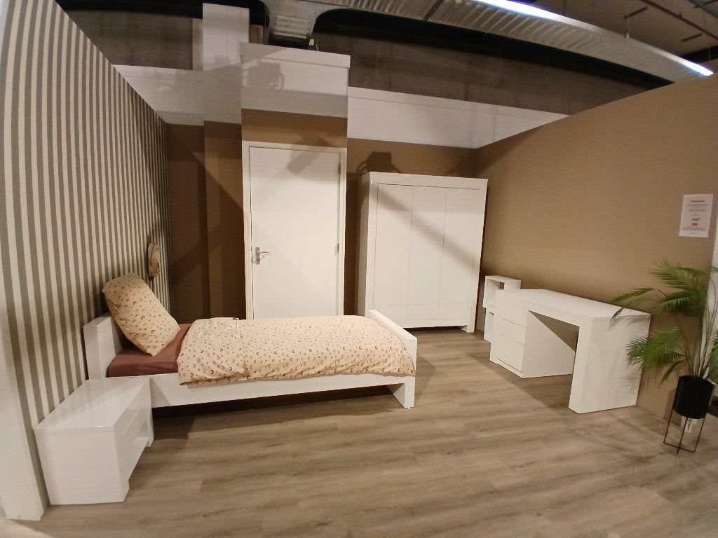 Alaska Hoogglans Complete Kinderkamer, Ophalen, Zo goed als nieuw