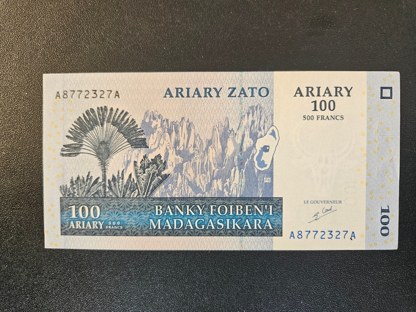 Madagascar pick 86a 2004 UNC, Postzegels en Munten, Verzenden, Overige landen, Los biljet