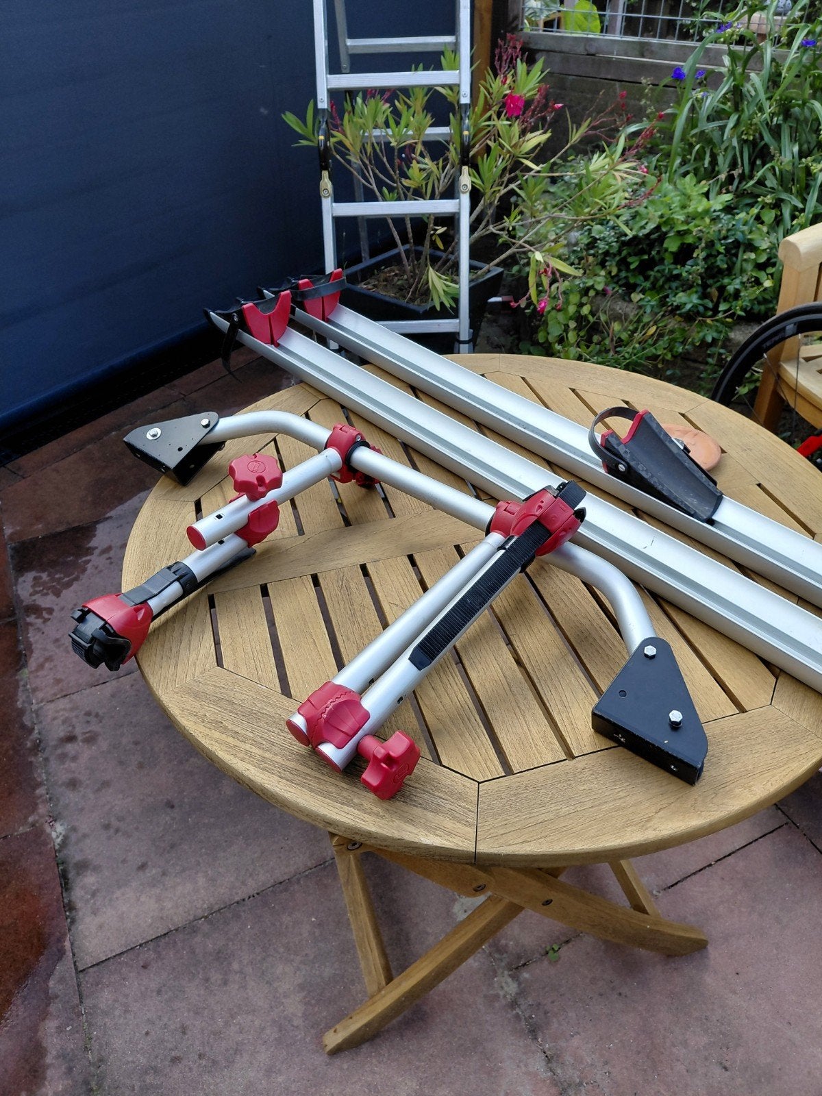 beugelset Tule voor fietsen voor in de garage van een camper, Ophalen, 2 fietsen, Gebruikt, Dakdrager