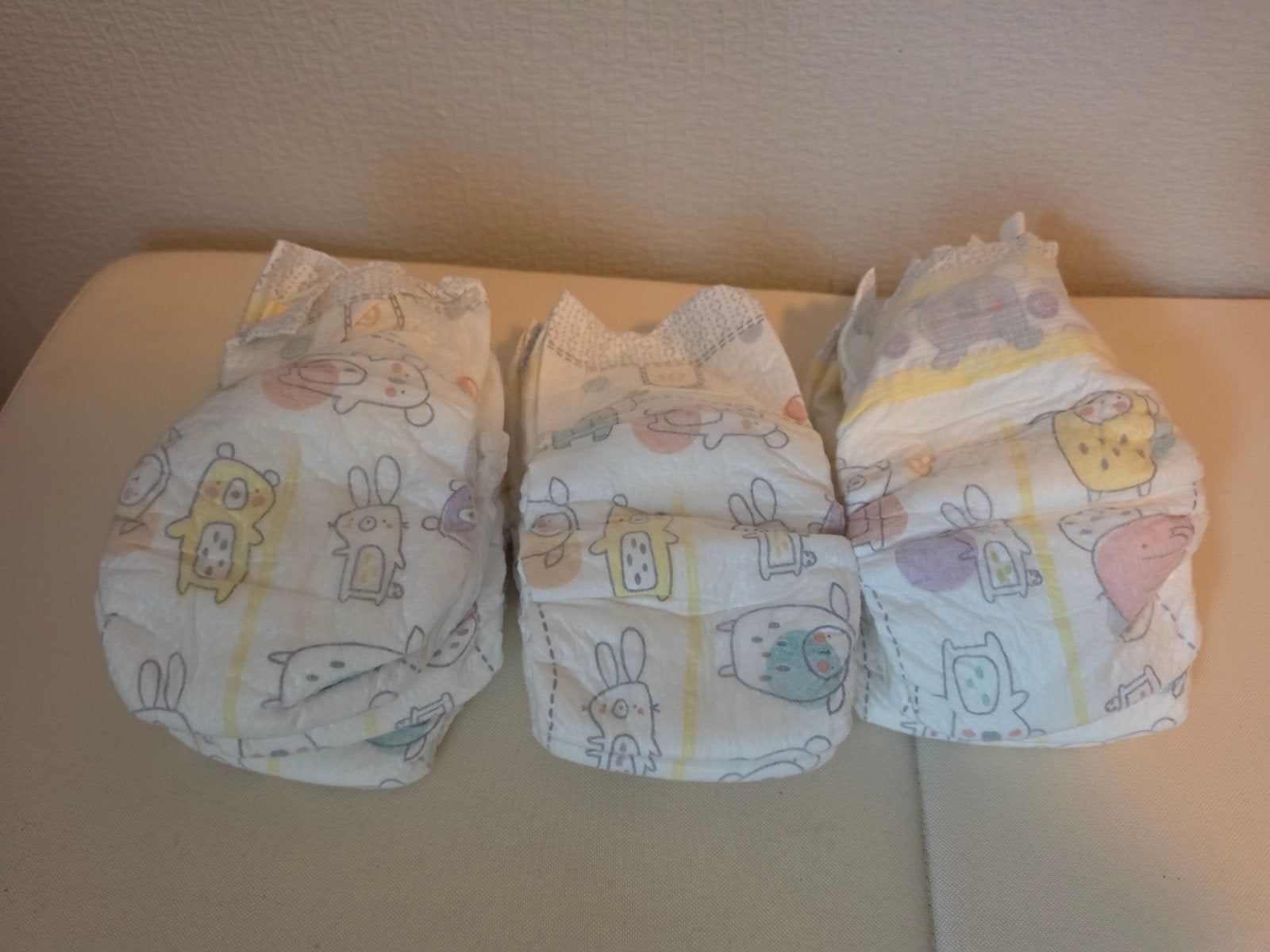 9 stuks pampers luiers - maat 4, Kinderen en Baby's, Ophalen, Jongetje of Meisje, One size, Nieuw