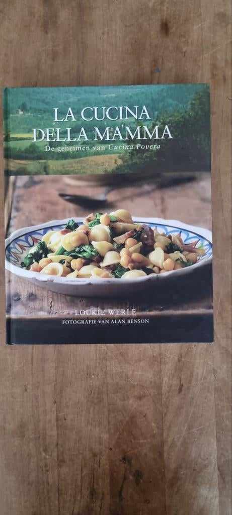 La Cucina Della Mamma: De geheimen van Cucina Povera, Boeken, Hoofdgerechten, Loukie Werle, Ophalen of Verzenden, Gezond koken