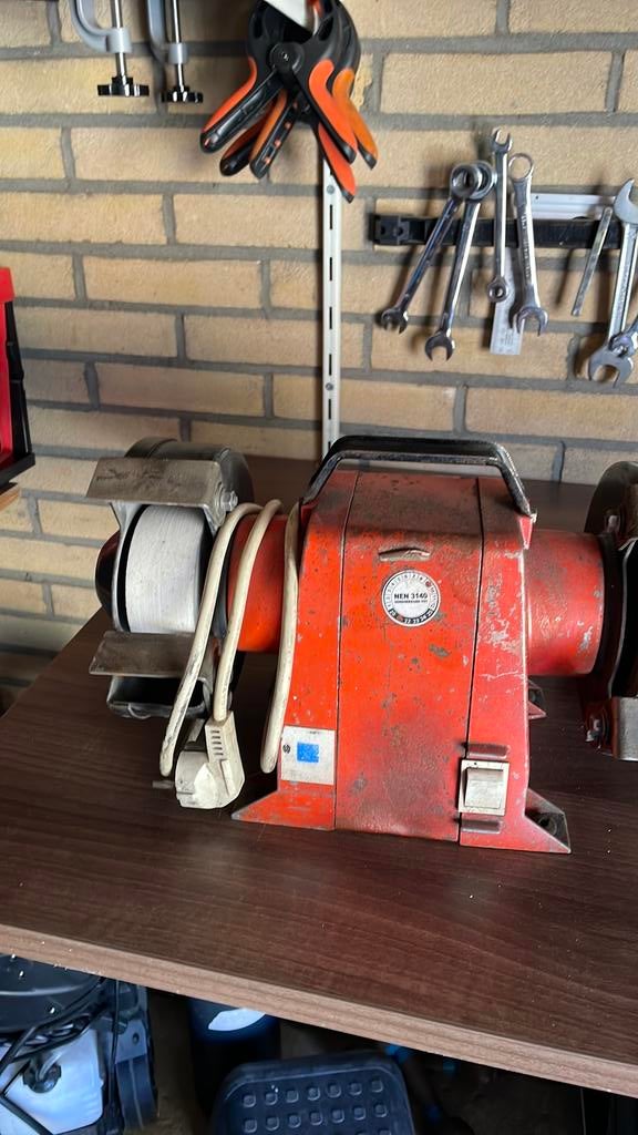 creusen slijpmachine, Doe-het-zelf en Verbouw, Gereedschap | Slijpmachines, Ophalen, Gebruikt, Minder dan 700 watt, Werkbankslijpmachine