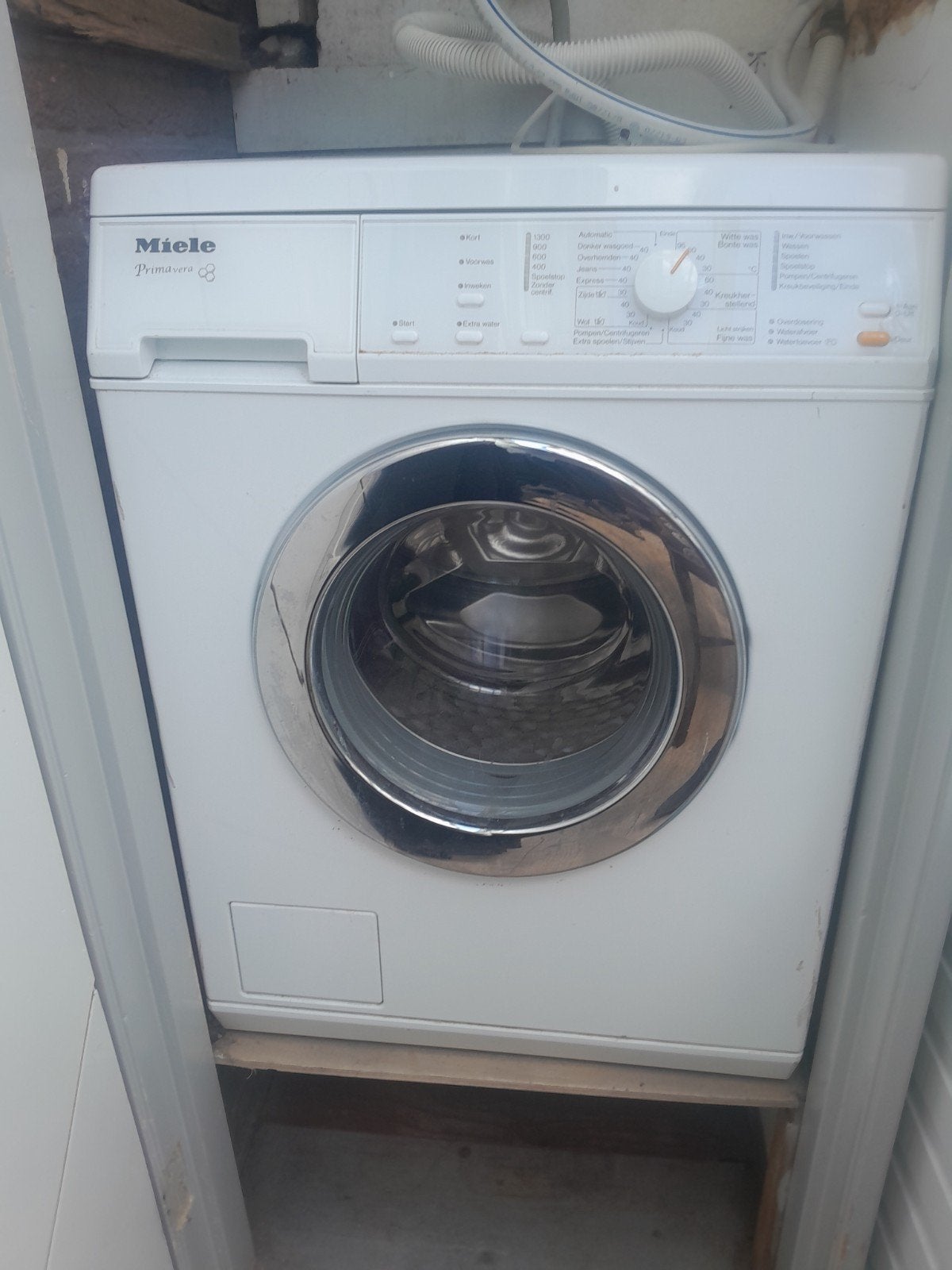 Miele Primavera wasmachine - verwarmingselement defect?, Ophalen, Gebruikt, Voorlader, 85 tot 90 cm