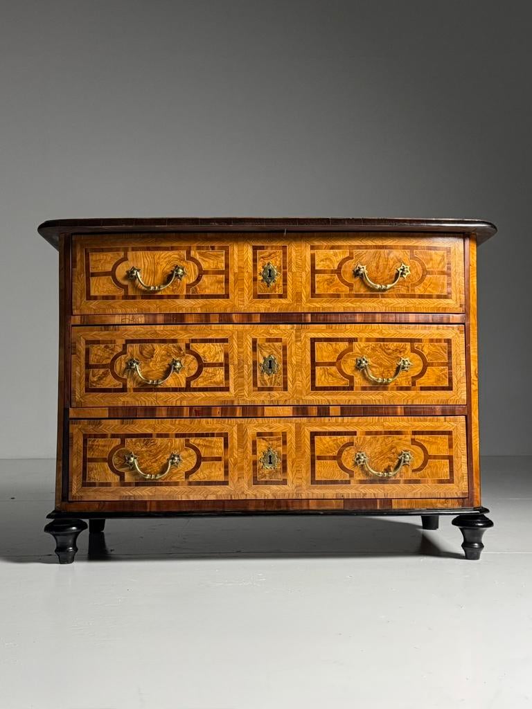 Franse Marquetry Commode 18e eeuw, Ophalen, 50 tot 100 cm, Zo goed als nieuw, 3 of 4 laden