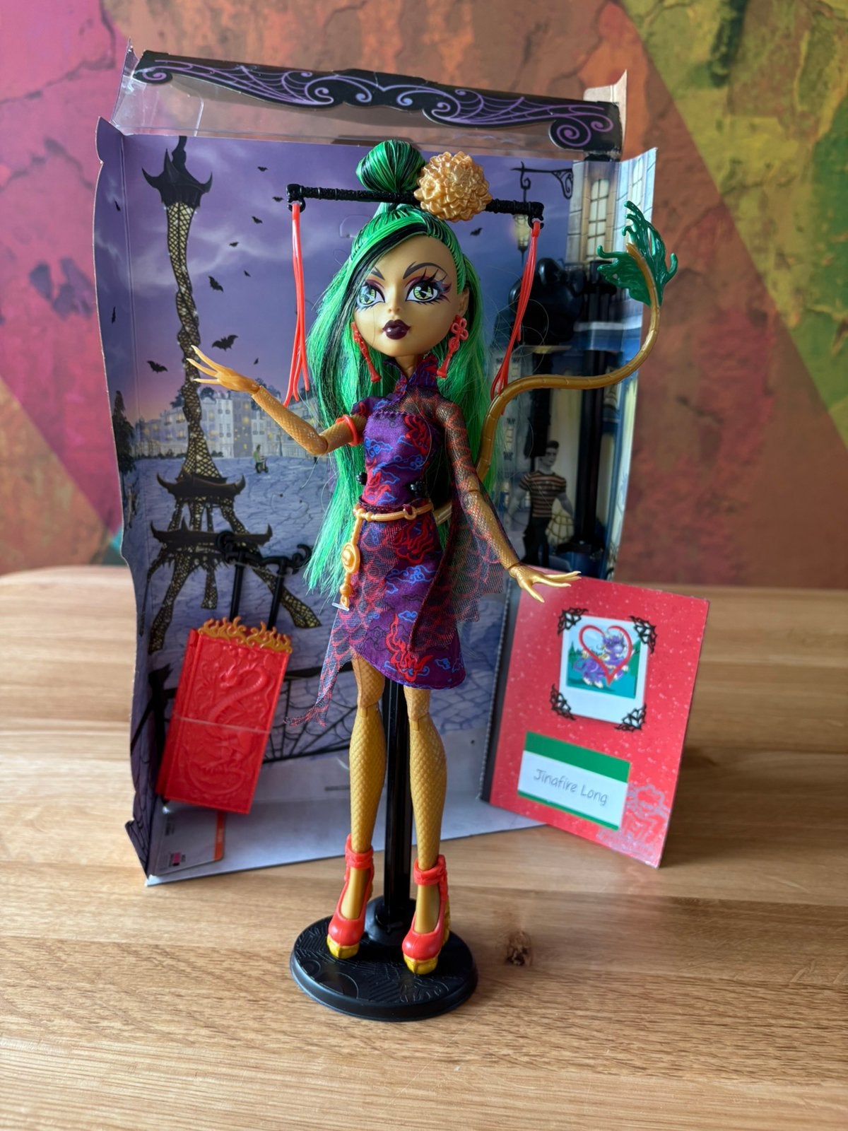 Monster High Jinafire Long Scaris G1 2012 met doos, Ophalen of Verzenden, Zo goed als nieuw
