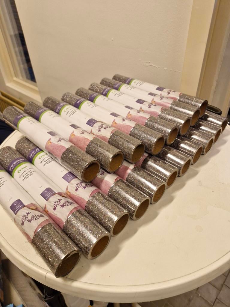 19x Cricut Glitter Iron-On Transferfolie - Zilver, Hobby en Vrije tijd, Knutselen, Ophalen of Verzenden, Nieuw