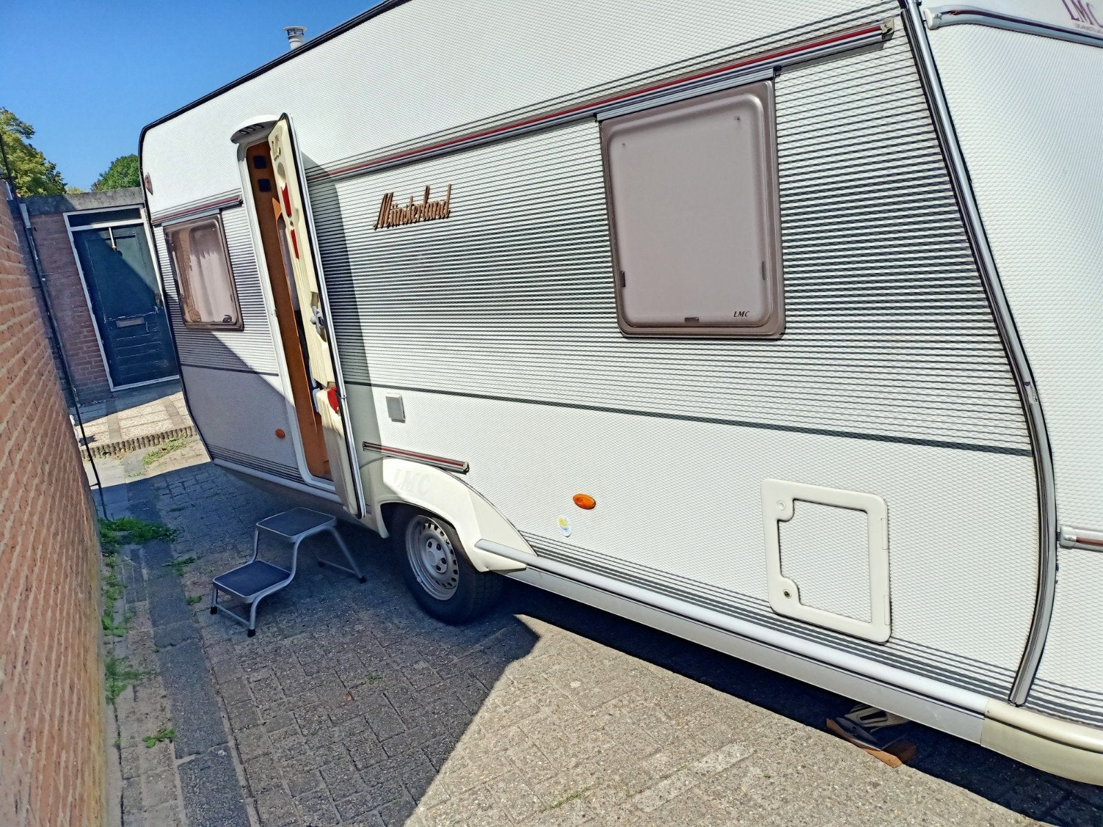 Te koop caravan LMC 475RD lengte 6,50 meter, Rondzit, Schokbreker, Frans bed, Particulier