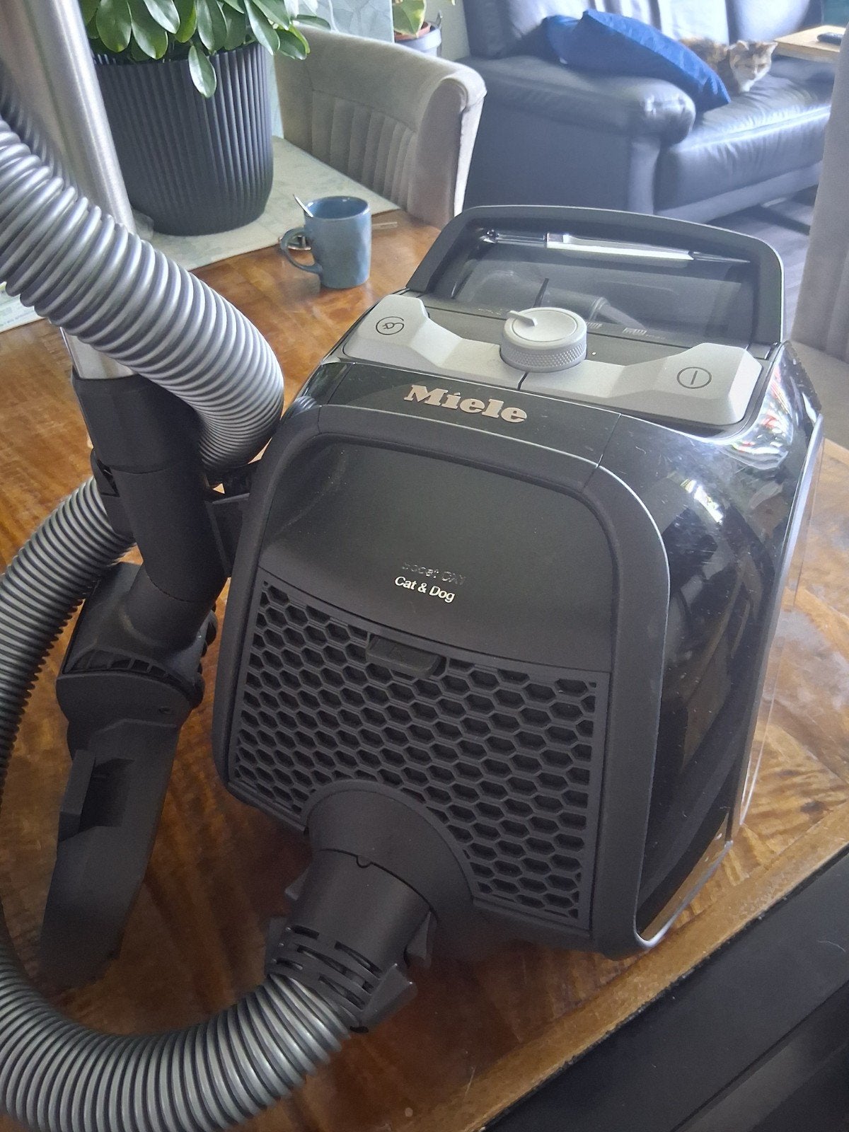 Miele Boost CX1 cat & dog, Ophalen, Gebruikt, Miele, Reservoir