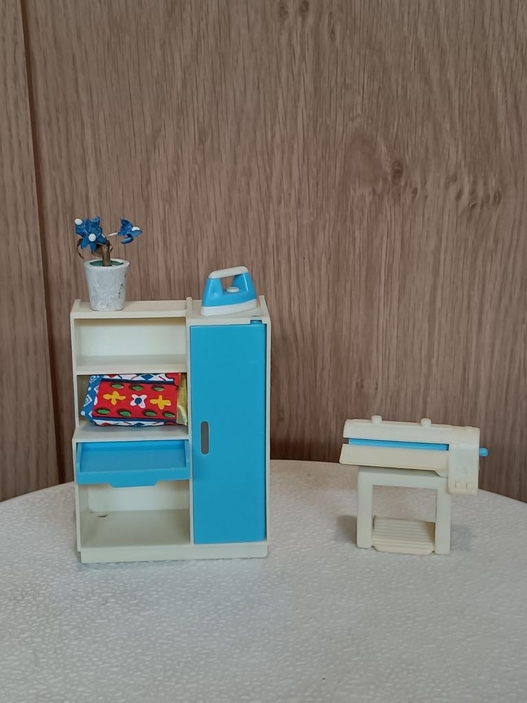 Strijk kamertje poppenhuis (Vintage), Ophalen of Verzenden, Gebruikt, Poppenhuis