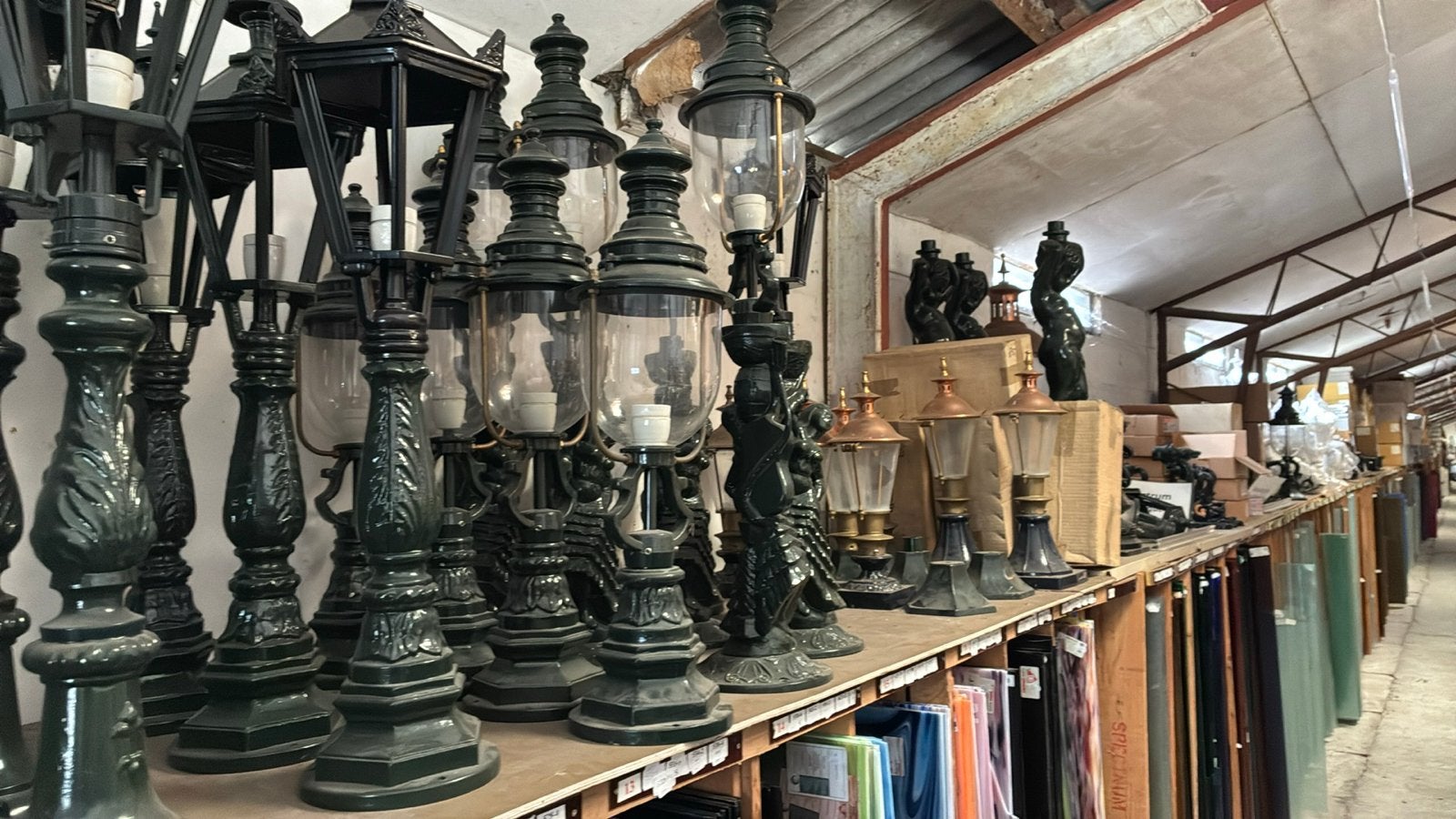 Grote partij klassieke buitenlantaarns - Diverse afmetingen, Tuin en Terras, Buitenverlichting, Ophalen, Minder dan 50 watt, Overige typen