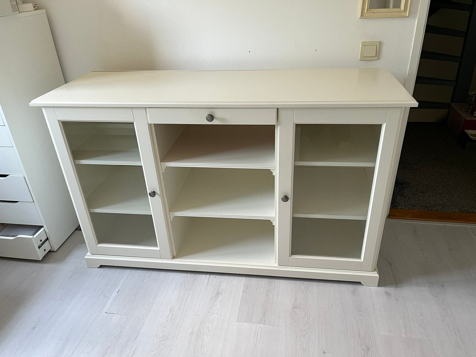 Ikea Liatorp dressoir kast, Ophalen, Met deur(en), 100 tot 150 cm, Zo goed als nieuw