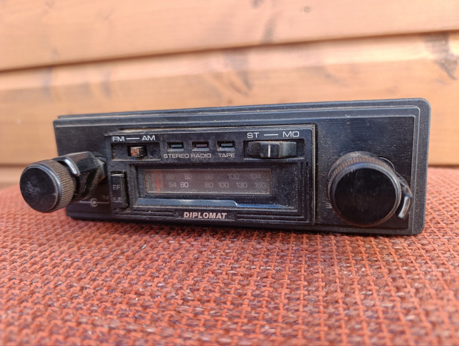 Marktplaats advertentie – Diplomat CS‑1 autoradio, Ophalen