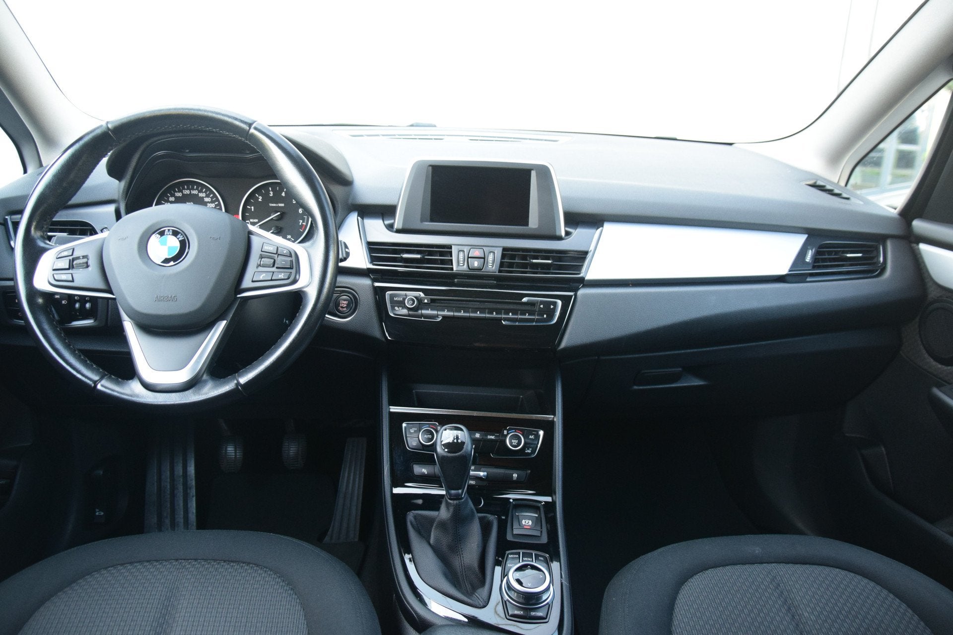 BMW 2 Serie Gran Tourer 218i Centennial Executive 7persoons, Auto's, Voorwielaandrijving, Dealer onderhouden, Gebruikt, 2-Serie Gran Tourer