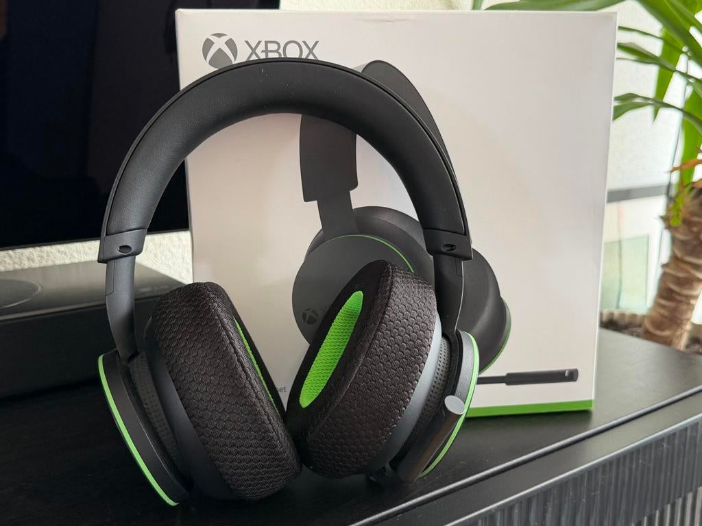 Xbox Wireless Headset - Zo goed als nieuw, Spelcomputers en Games, Spelcomputers | Xbox | Accessoires, Overige typen, Ophalen of Verzenden