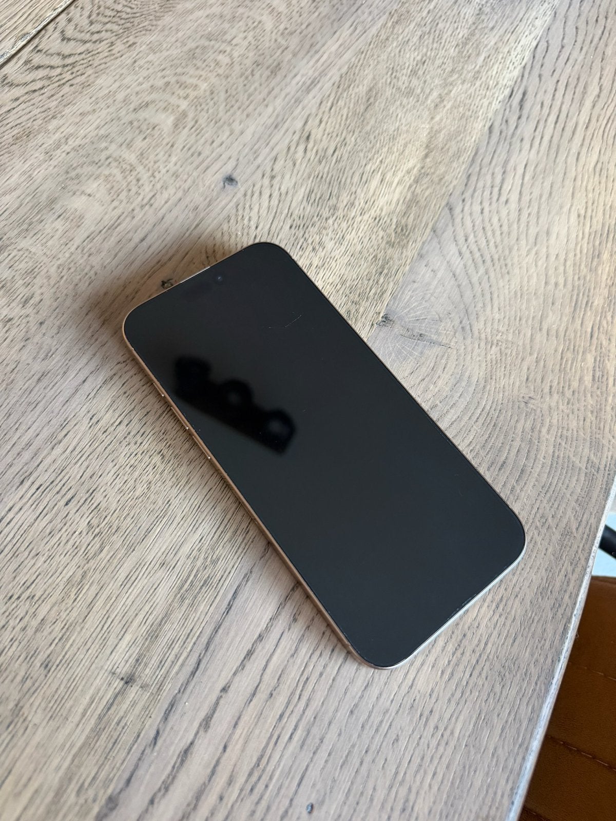 iPhone 16 Pro Max 256GB Desert Titanium / Goud, Telecommunicatie, Mobiele telefoons | Apple iPhone, IPhone 16 Pro Max, Ophalen of Verzenden