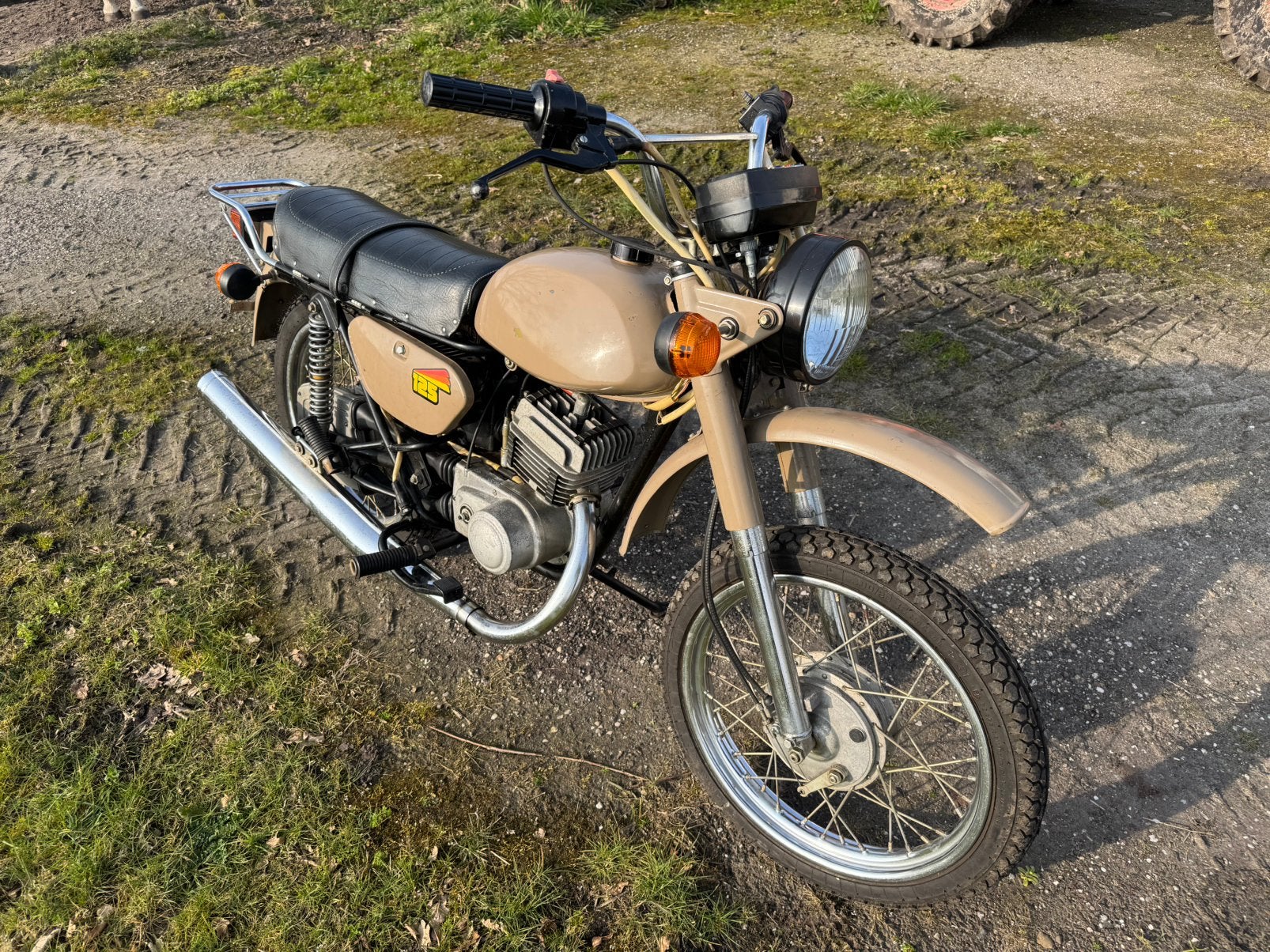 Minsk 125cc Nieuw 15km, Nieuw, 11 kW of minder, Handgeschakeld, 1 cilinder